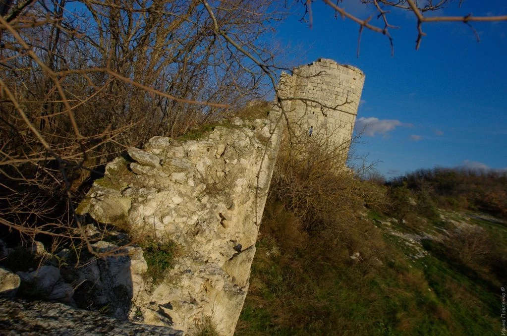 Сюйреньская крепость-3.jpg