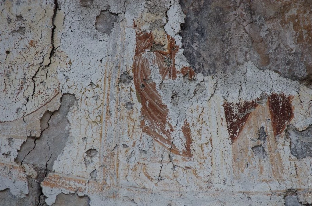 Сюйреньская крепость, фрески-2.jpg