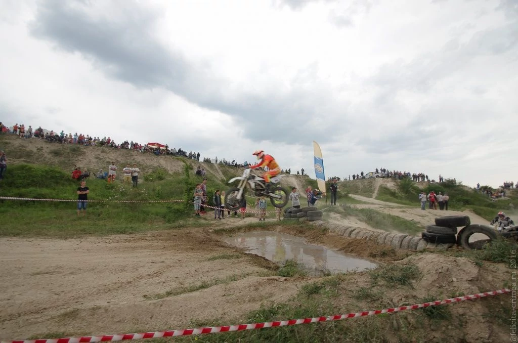 Кросс Кантри Бахчисарай 2016-16.jpg Кросс Кантри Бахчисарай 2016-16.jpg