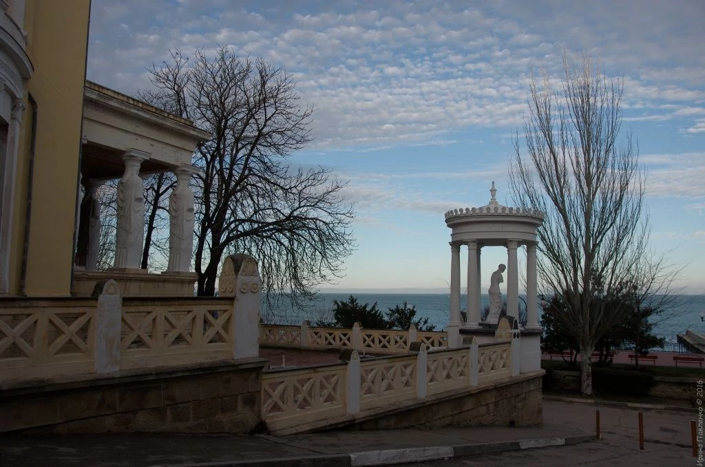 ДАча Милос, Феодосия