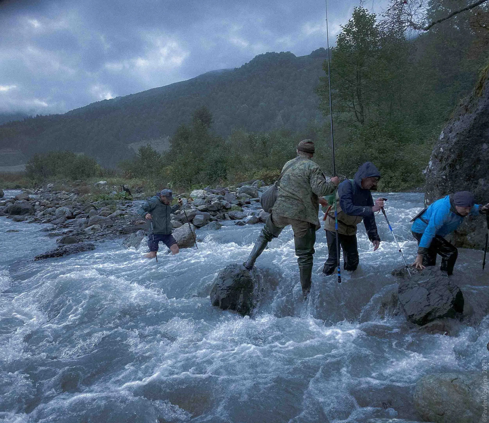 на вертолете с ApsnyTrekking