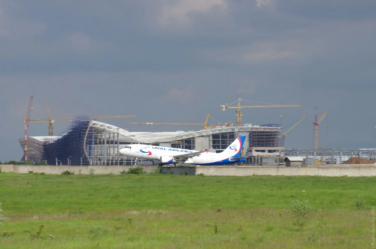 Аэропорт, проект корейского бюро Samoo Architects & Engineers "Крымская волна". проект корейского бюро Samoo Architects & Engineers "Крымская волна".