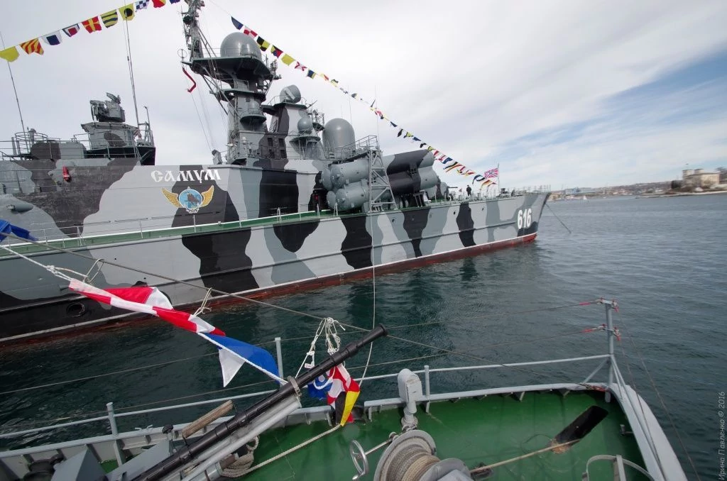 Севастополь. Военный корабль "Самум" Севастополь. Военный корабль "Самум"