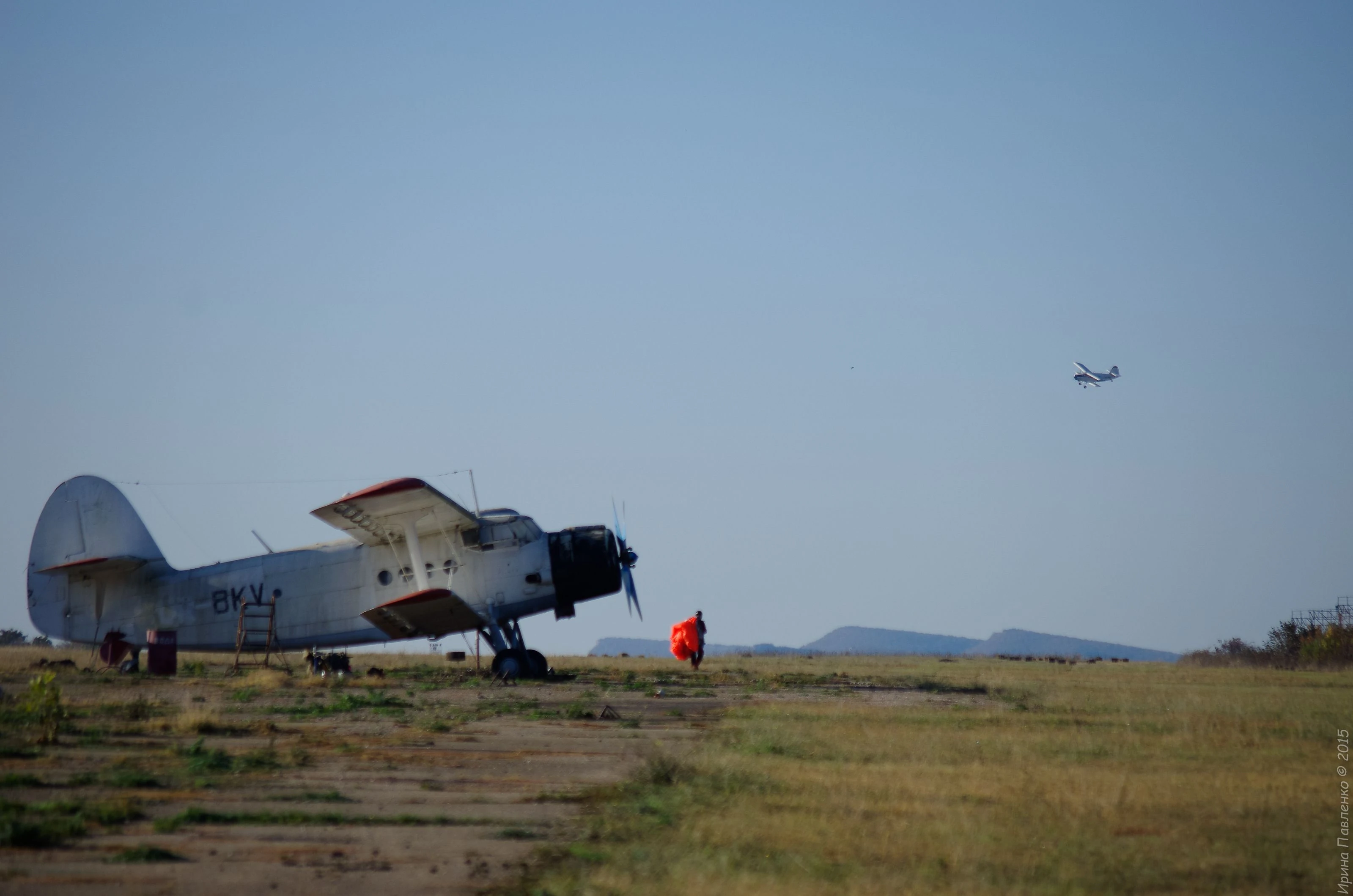 Вспоминая о прошедшем лете: Симферополь, два АН-2 Вспоминая о прошедшем лете: Симферополь, два АН-2