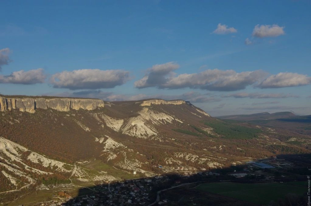 Вид с плато Сюйреньской крепости.jpg