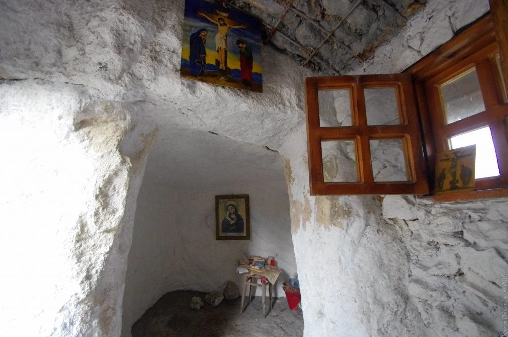 Храм Трех Всадников- ризница