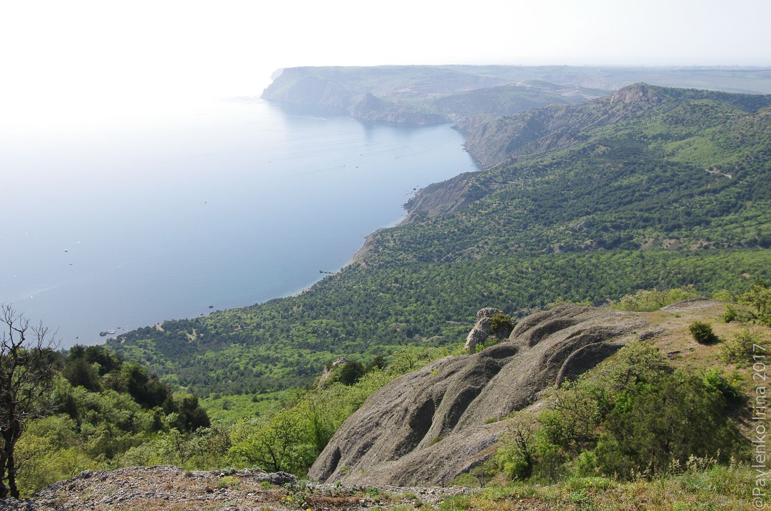 Море сливается с небом Большая Севастопольская тропа-26.jpg